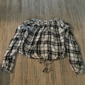 Hollister off the shoulder shirt size S